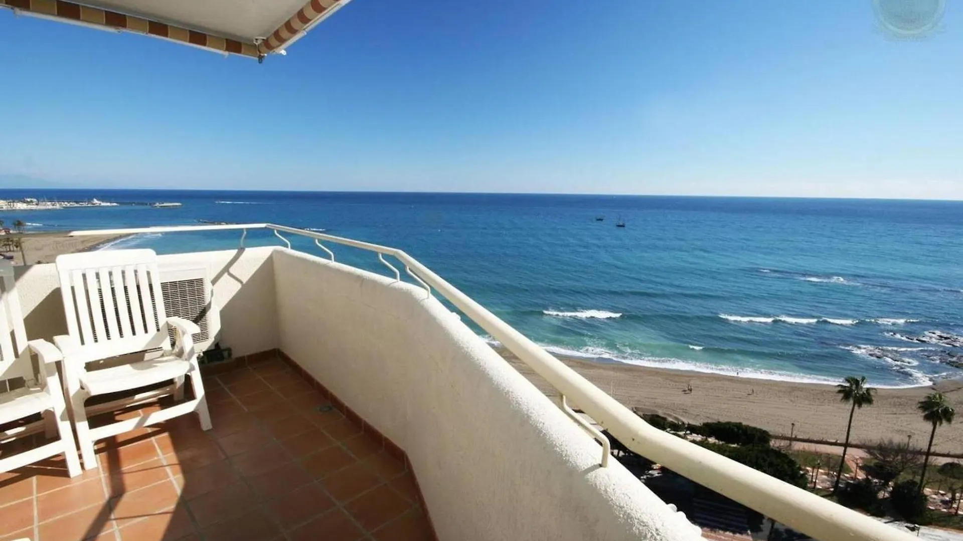 Benalbeach Apartment With Magnificent Sea View Benalmádena